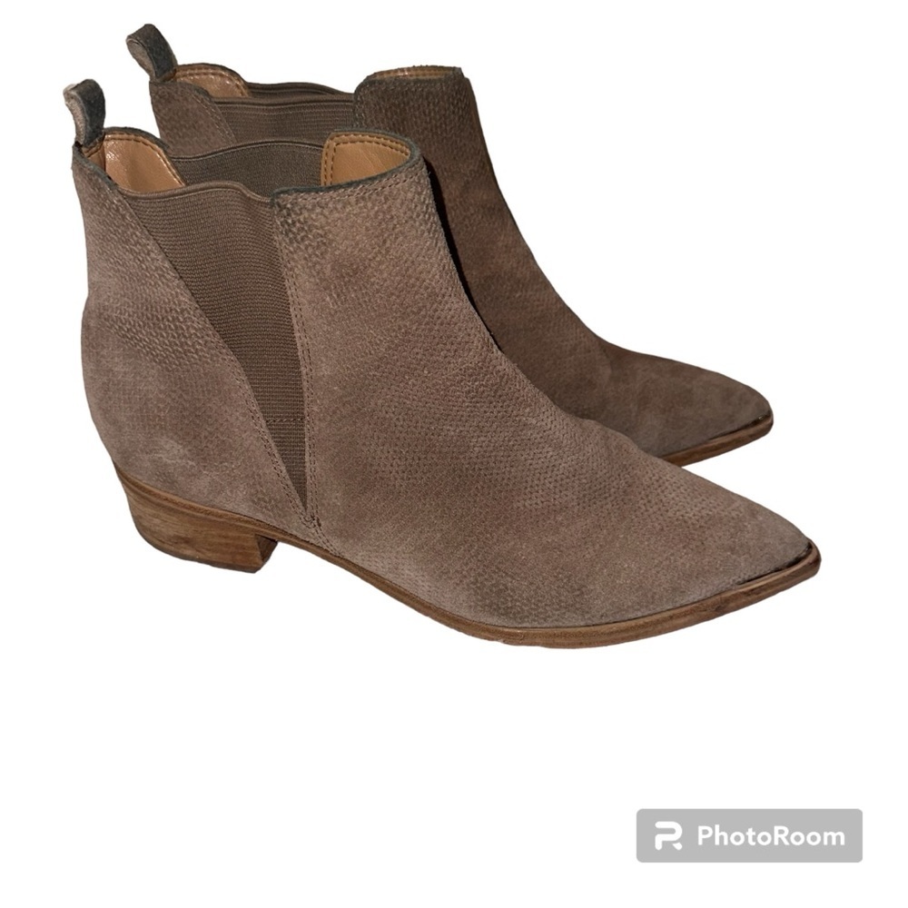Marc Fisher Mlyalen Taupe leather Ankle Boots Size 6.5
